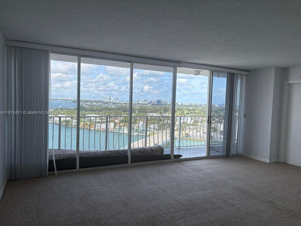 THE GRANDVIEW PALACE COND - Residential Lease