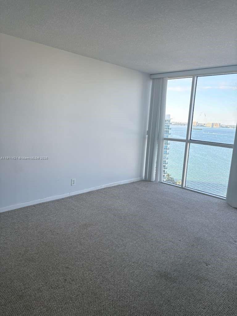 THE GRANDVIEW PALACE COND - Residential Lease