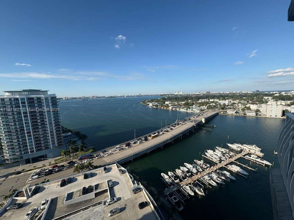 THE GRANDVIEW PALACE COND - Residential Lease