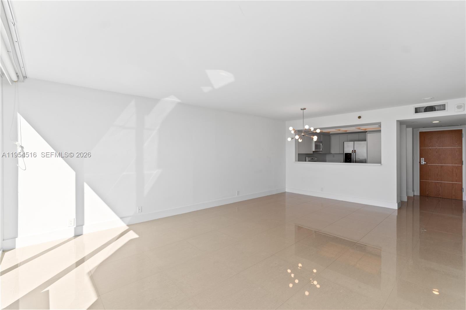 SOUTH POINTE TOWERS CONDO - Residential