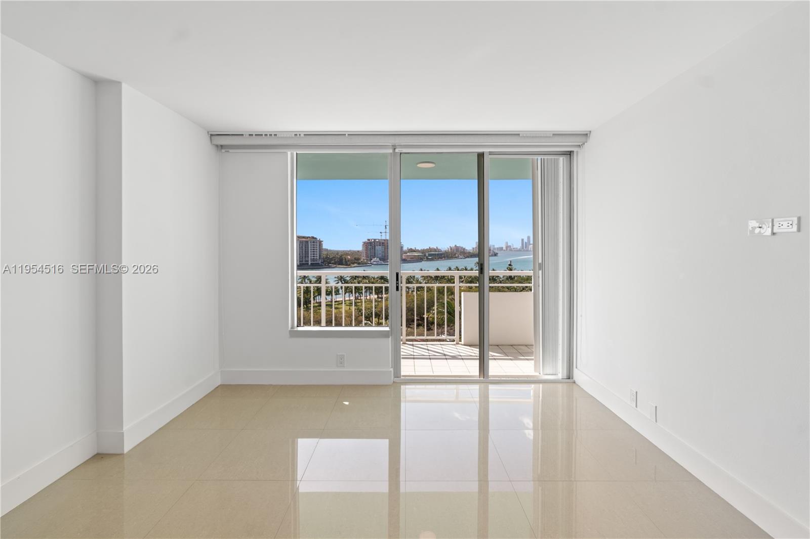 SOUTH POINTE TOWERS CONDO - Residential