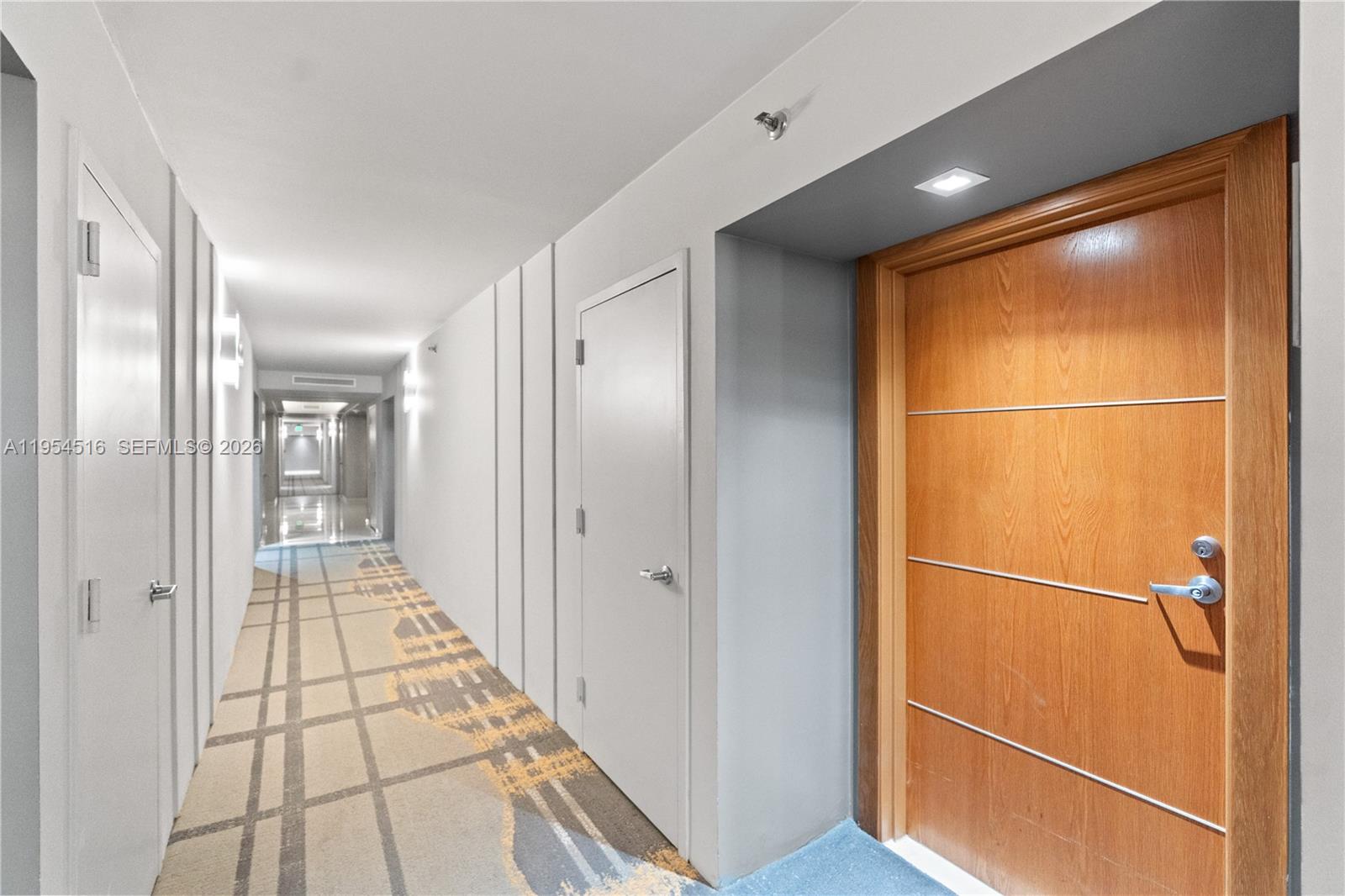 SOUTH POINTE TOWERS CONDO - Residential