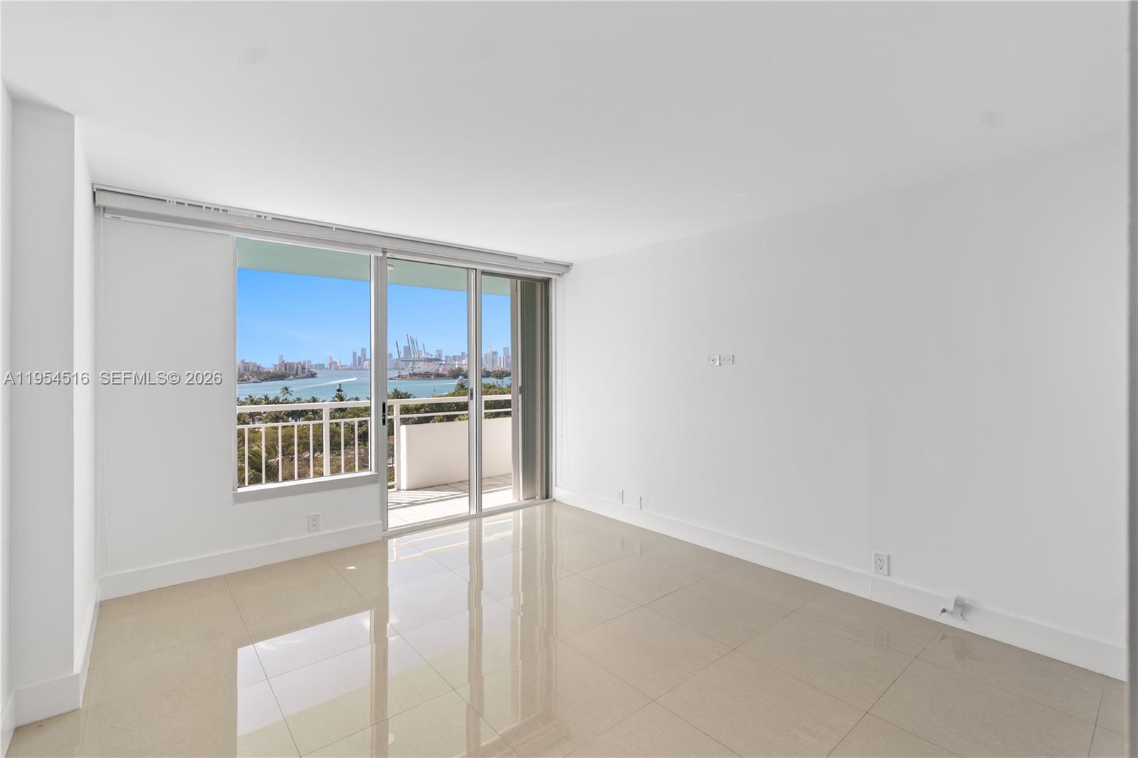 SOUTH POINTE TOWERS CONDO - Residential