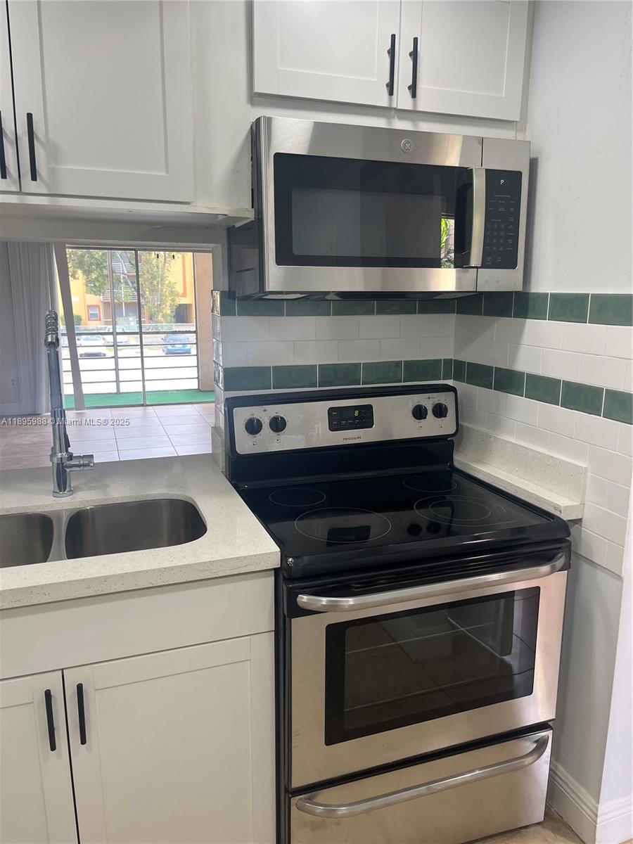 BROOKFIELD SQUARE CONDO - Residential Lease