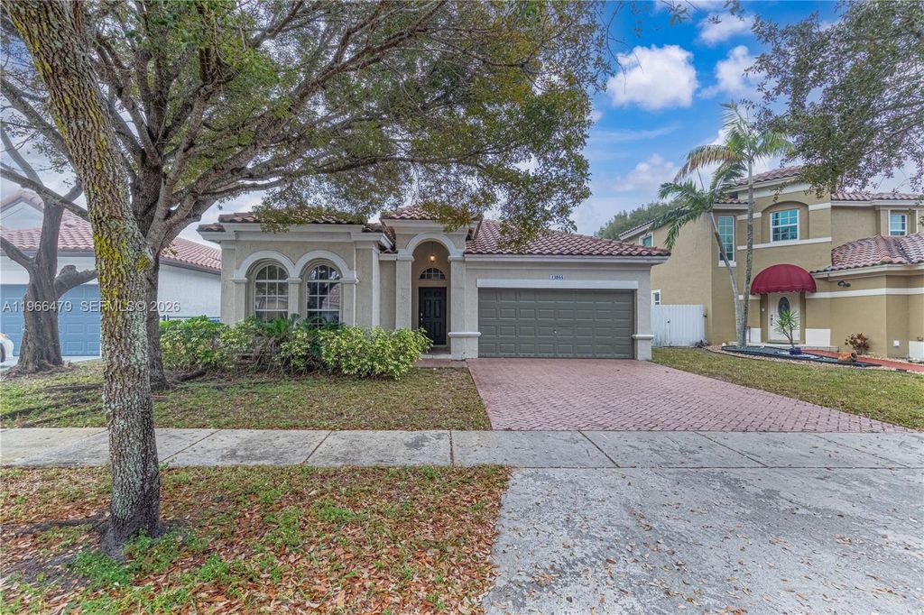 Photo of 13844 SW 53rd St, Miramar, FL 33027 (MLS # A11966479)