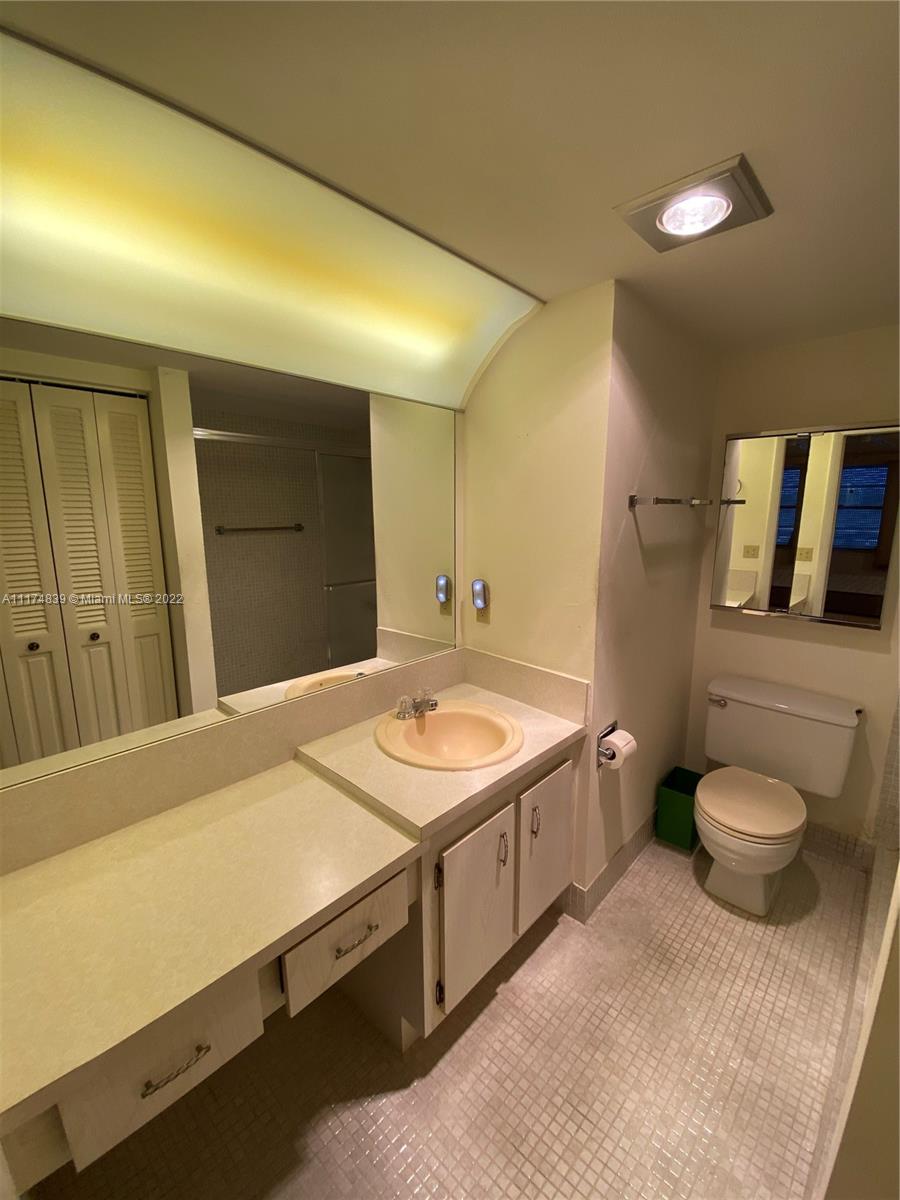 REXFORD AT CENTURY VILLAG - Residential Lease