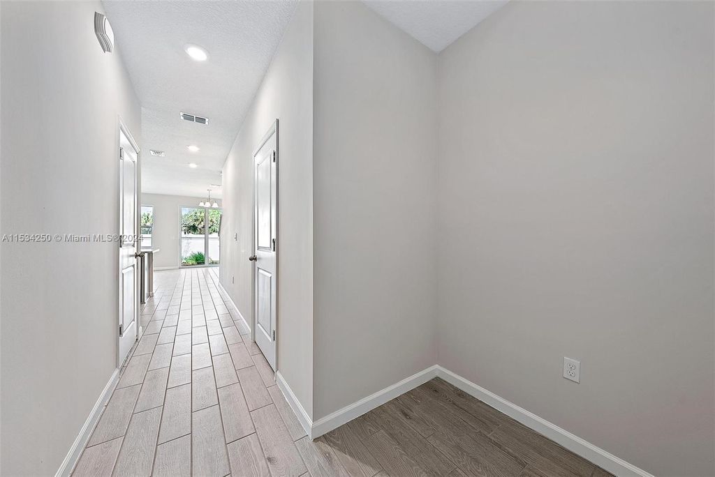 Photo of 323 SE Halifax Ln, Stuart, FL 34994 (MLS # A11534250)