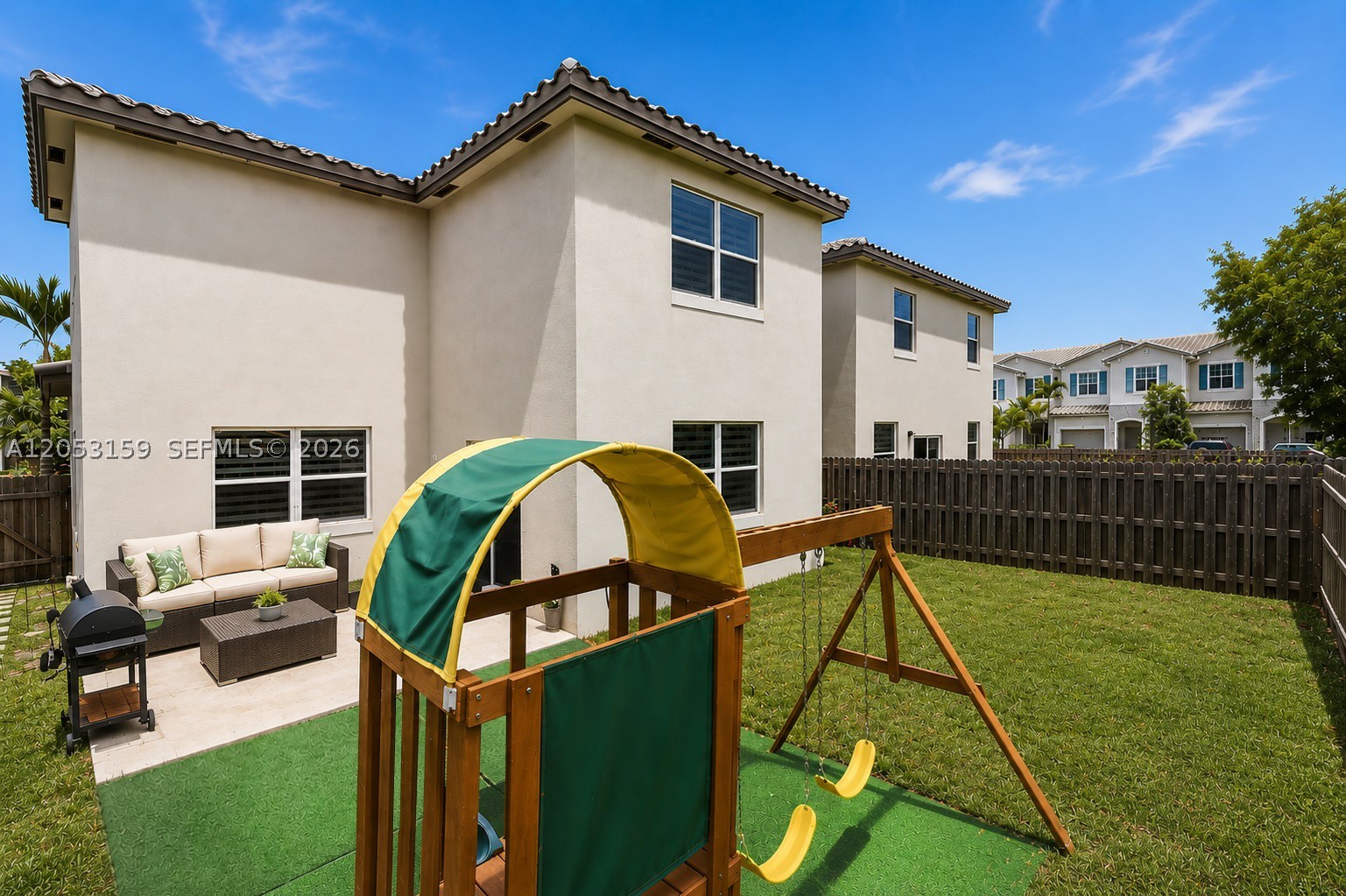 1367 SE 26th Ter