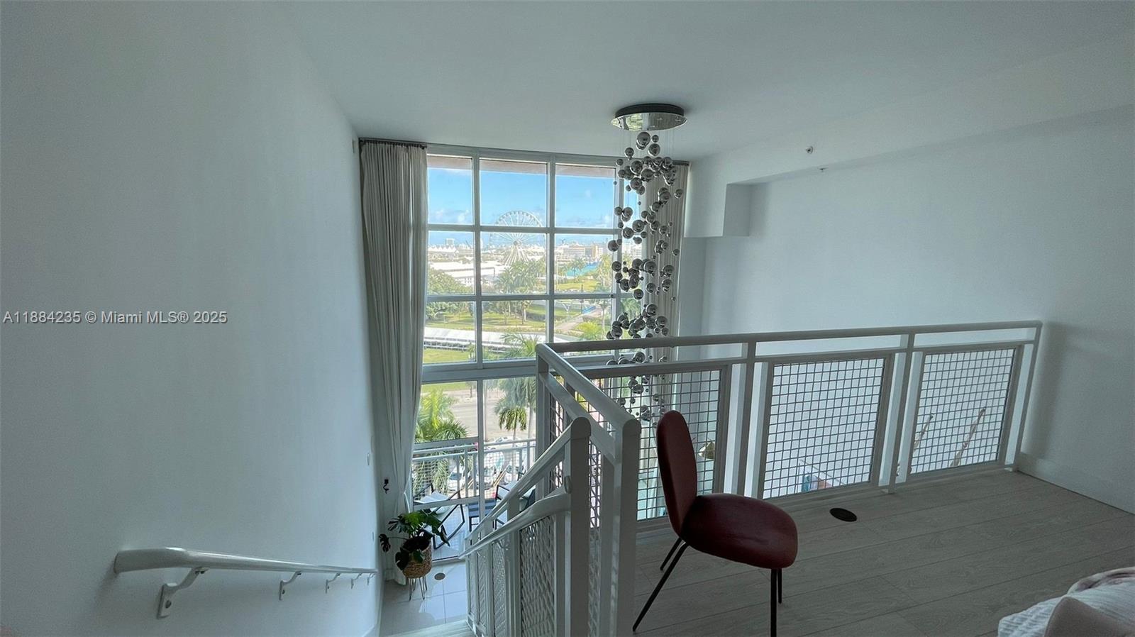 VIZCAYNE SOUTH CONDO - Residential