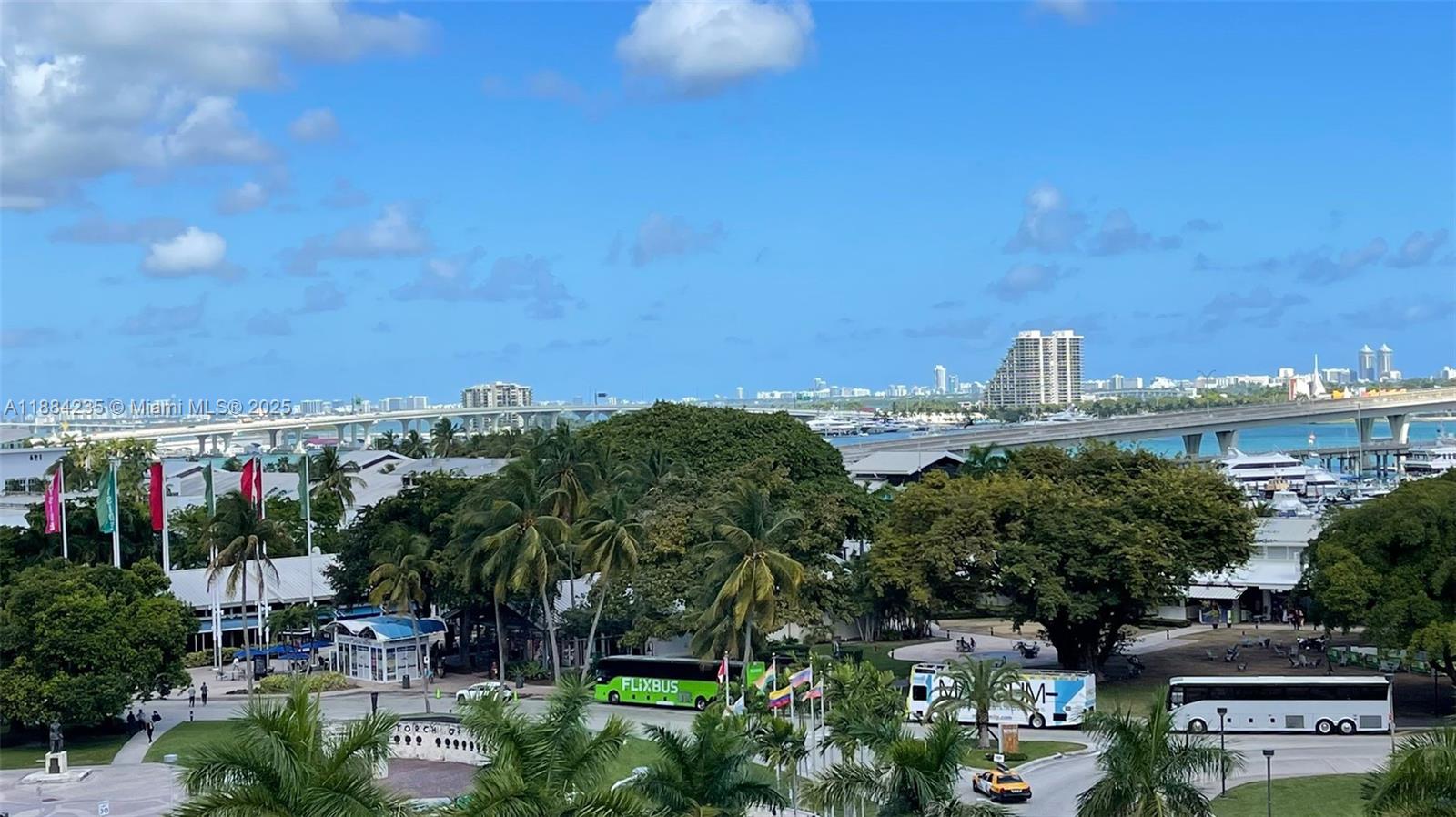 VIZCAYNE SOUTH CONDO - Residential