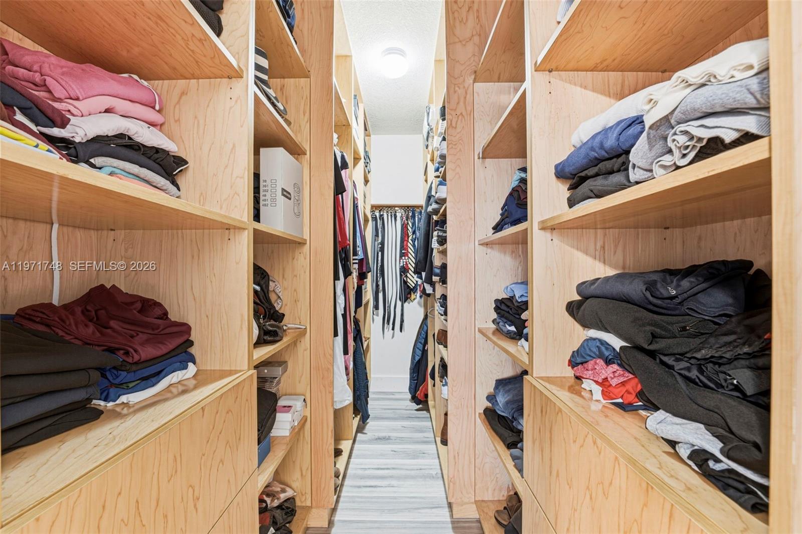 SUPERIOR TRACE - Residential