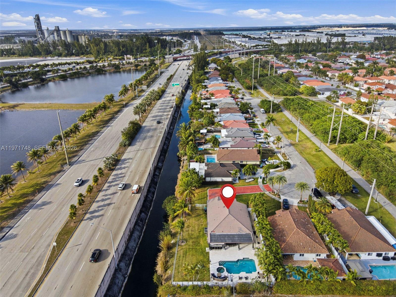 SUPERIOR TRACE - Residential