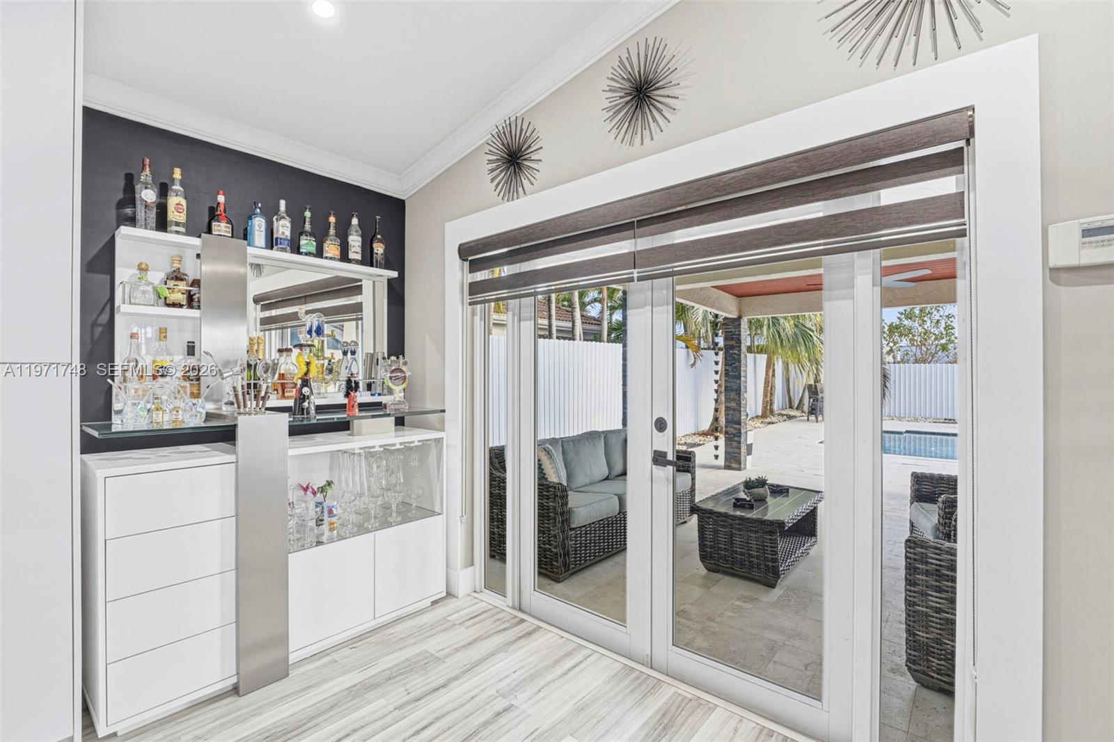 SUPERIOR TRACE - Residential