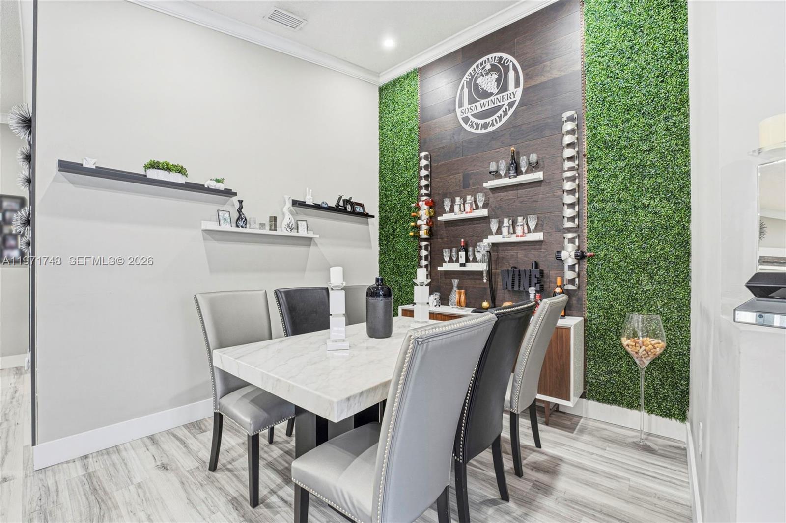 SUPERIOR TRACE - Residential