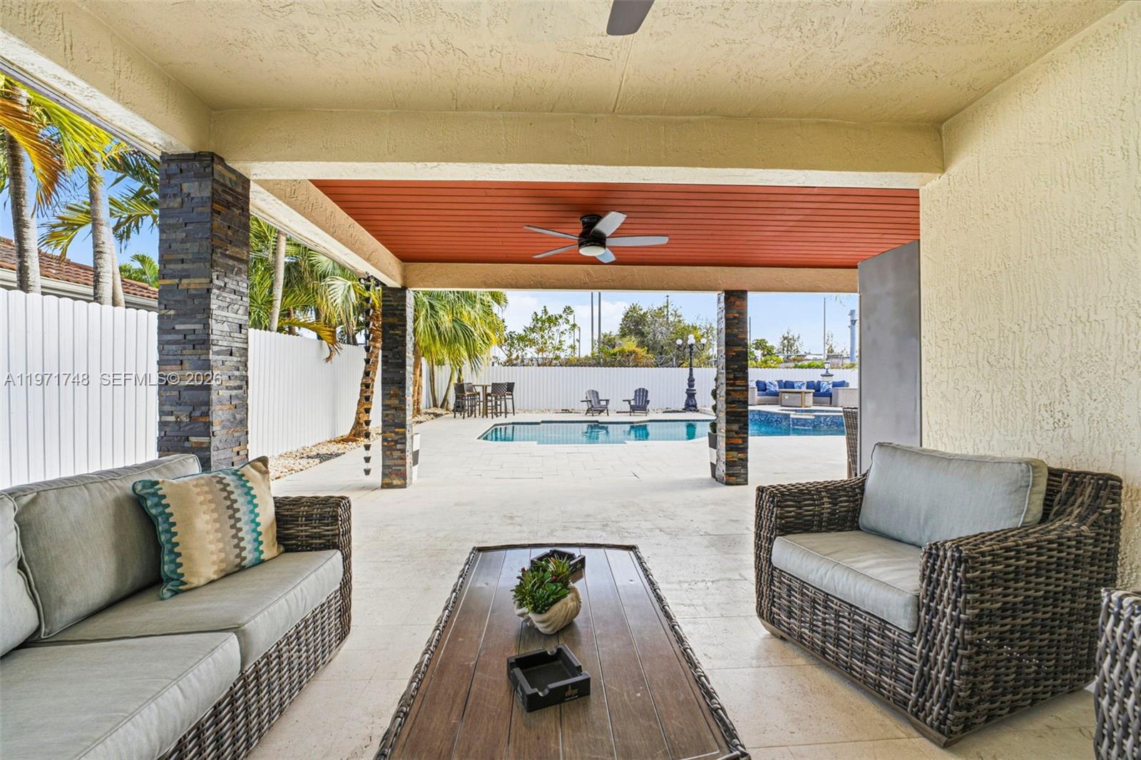 SUPERIOR TRACE - Residential