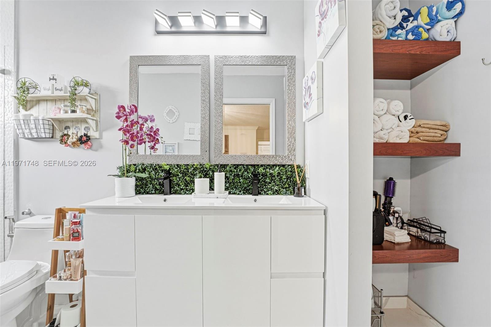 SUPERIOR TRACE - Residential