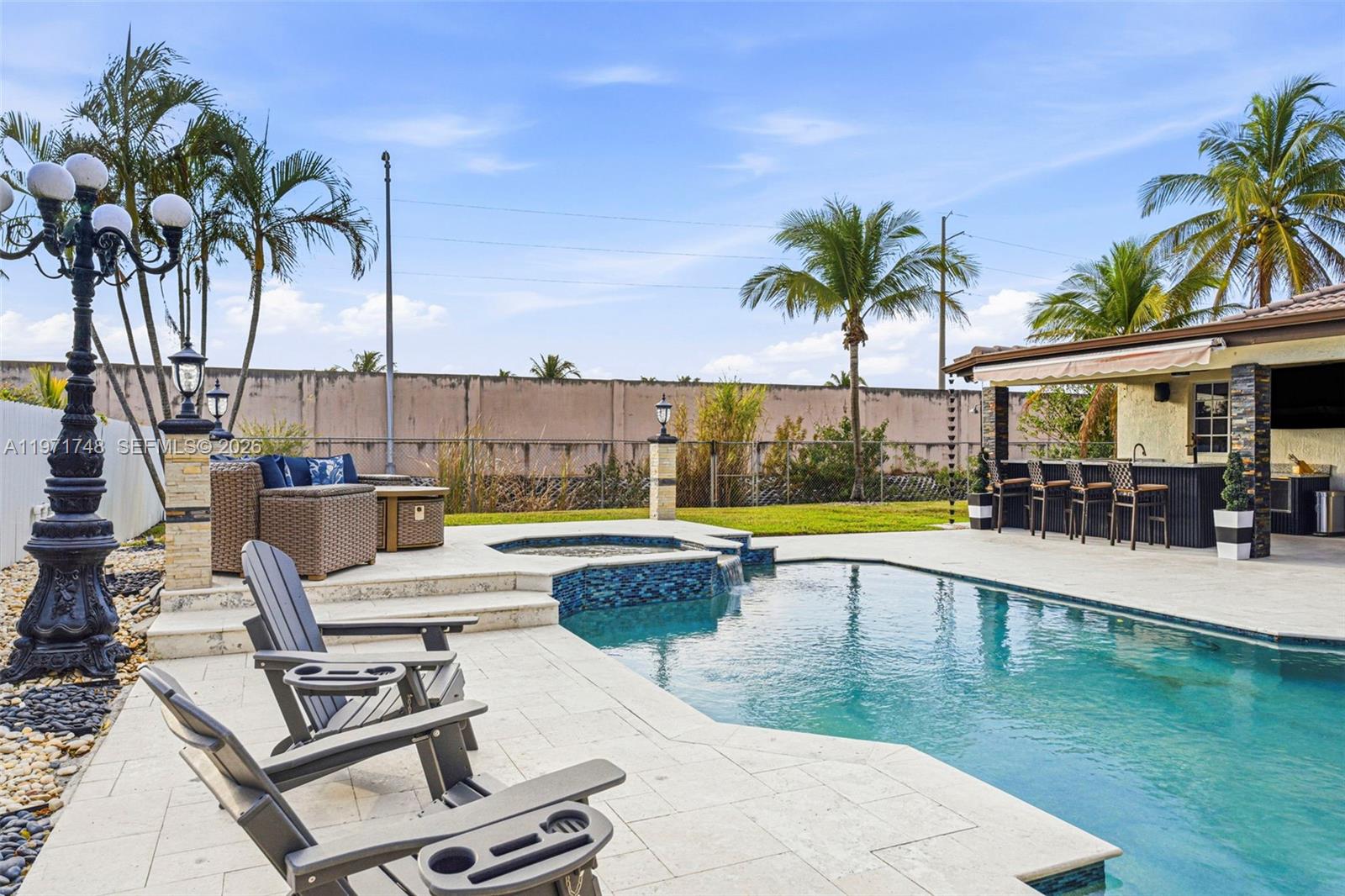 SUPERIOR TRACE - Residential