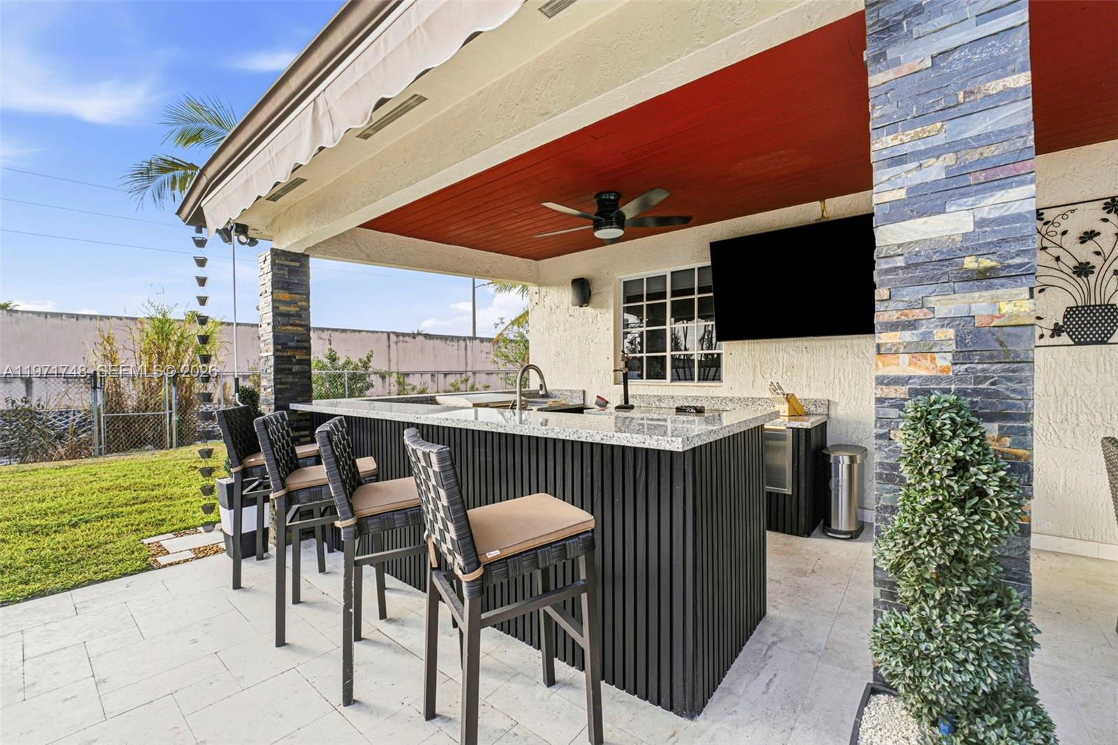 SUPERIOR TRACE - Residential