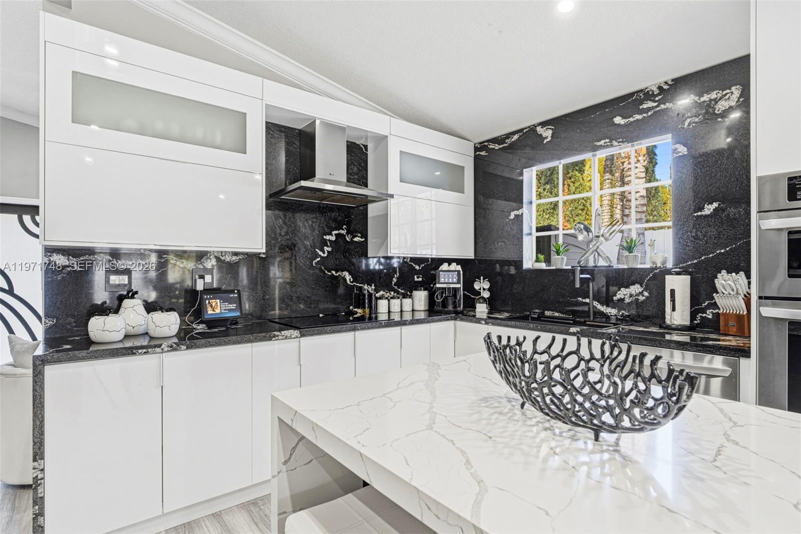 SUPERIOR TRACE - Residential