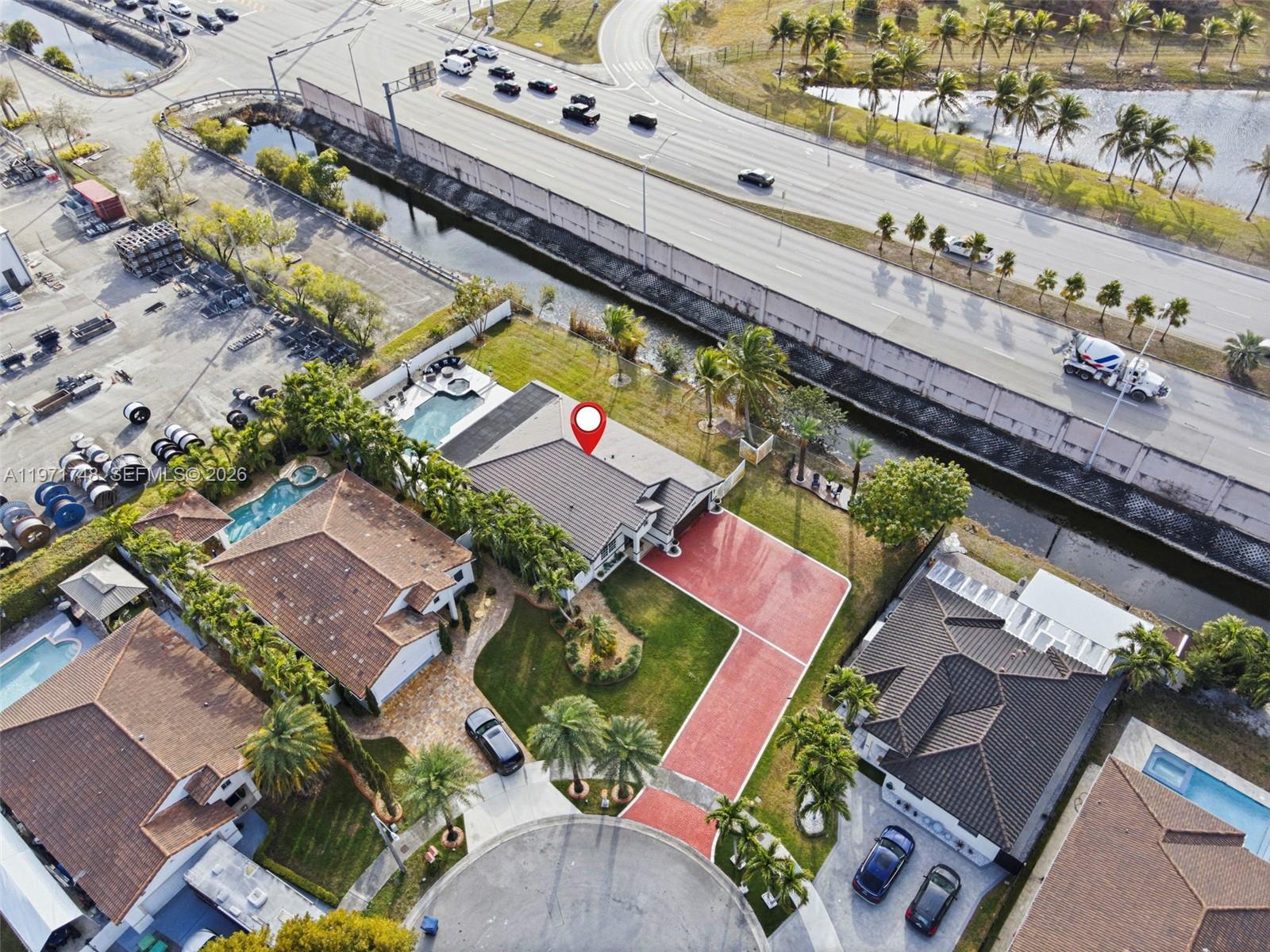 SUPERIOR TRACE - Residential