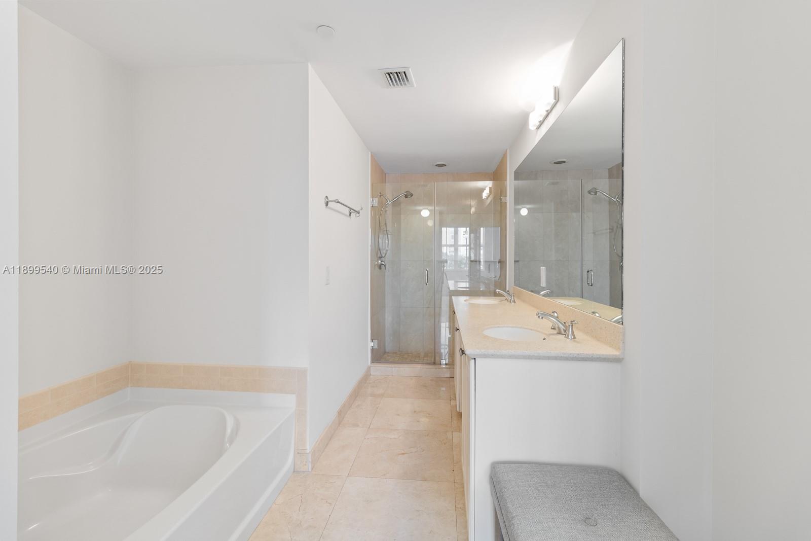 AVENTURA MARINA CONDO NUM - Residential