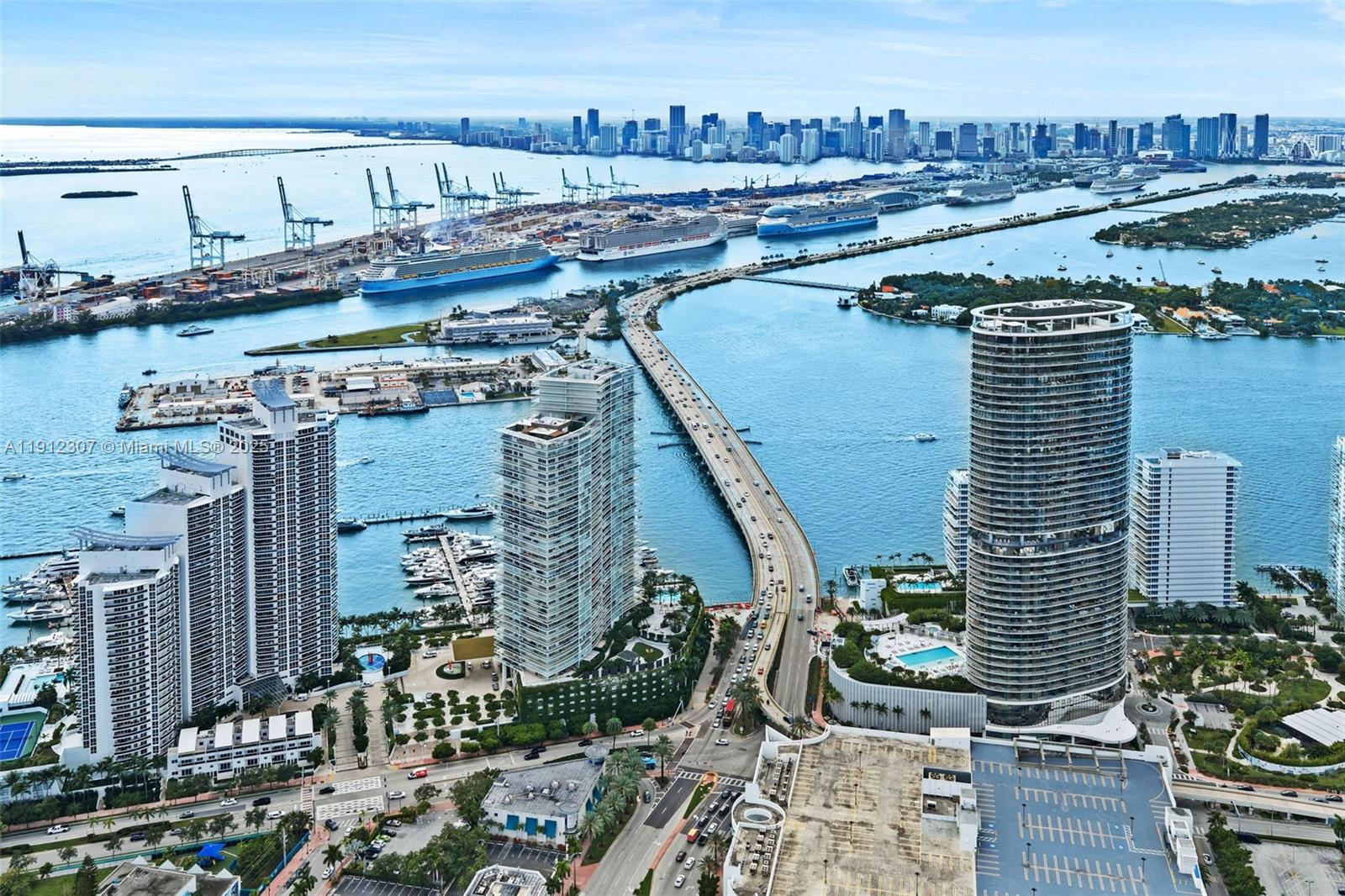 FIVE PARK - Residential Lease