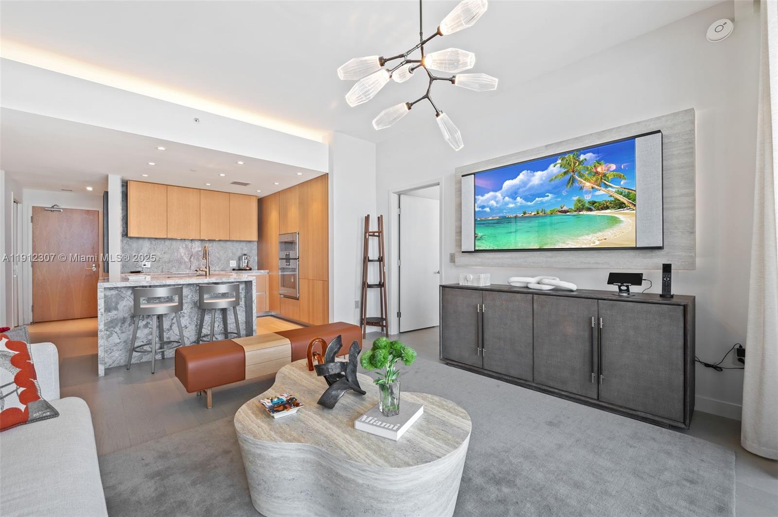 FIVE PARK - Residential Lease