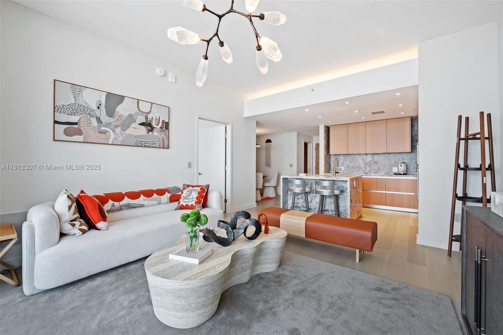 FIVE PARK - Residential Lease