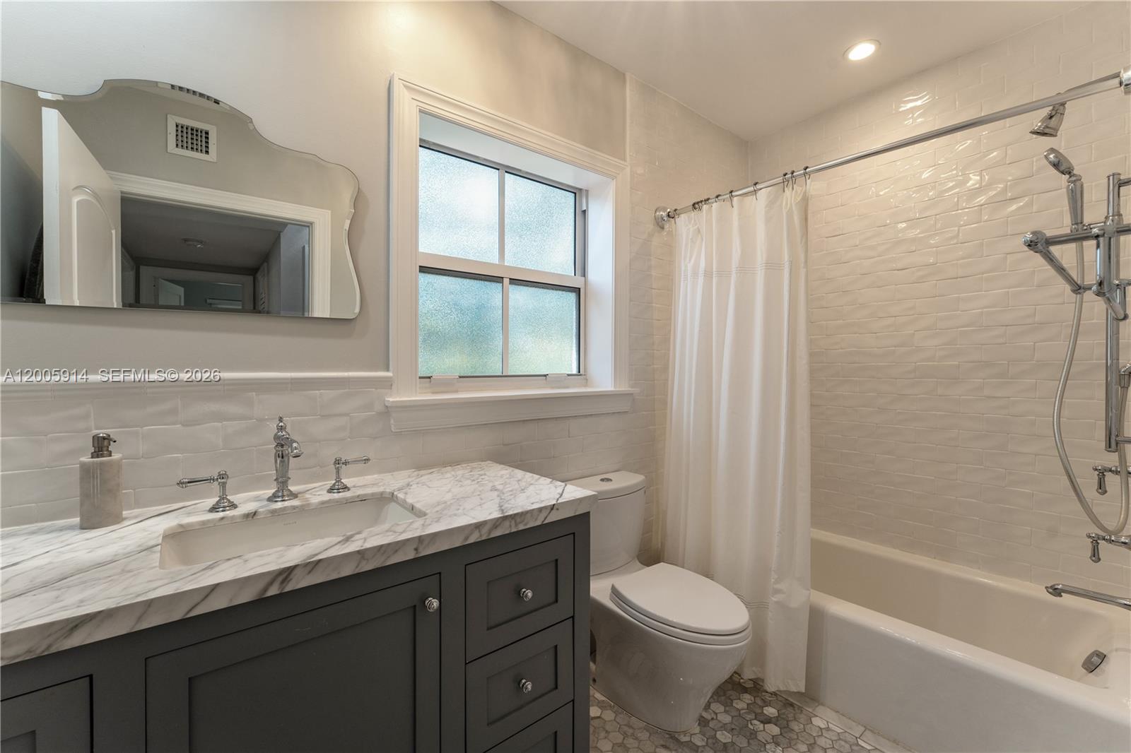 CORAL GABLES SEC B - Residential