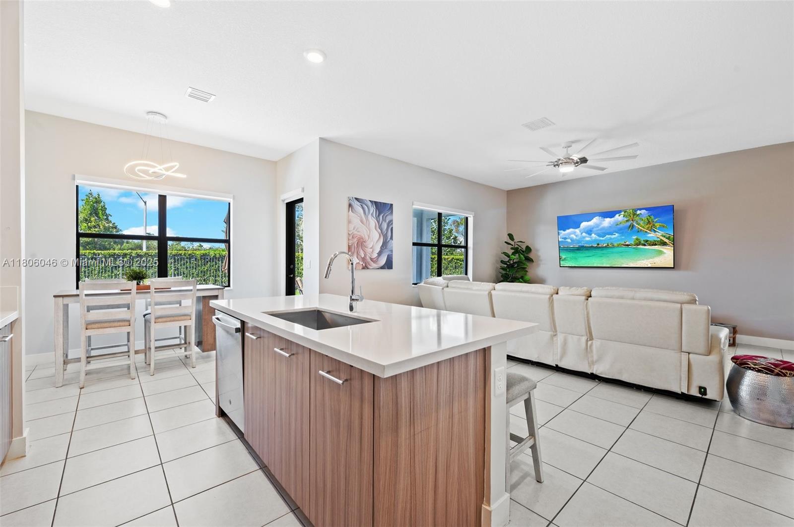 TUSCAN ISLES - Residential Lease