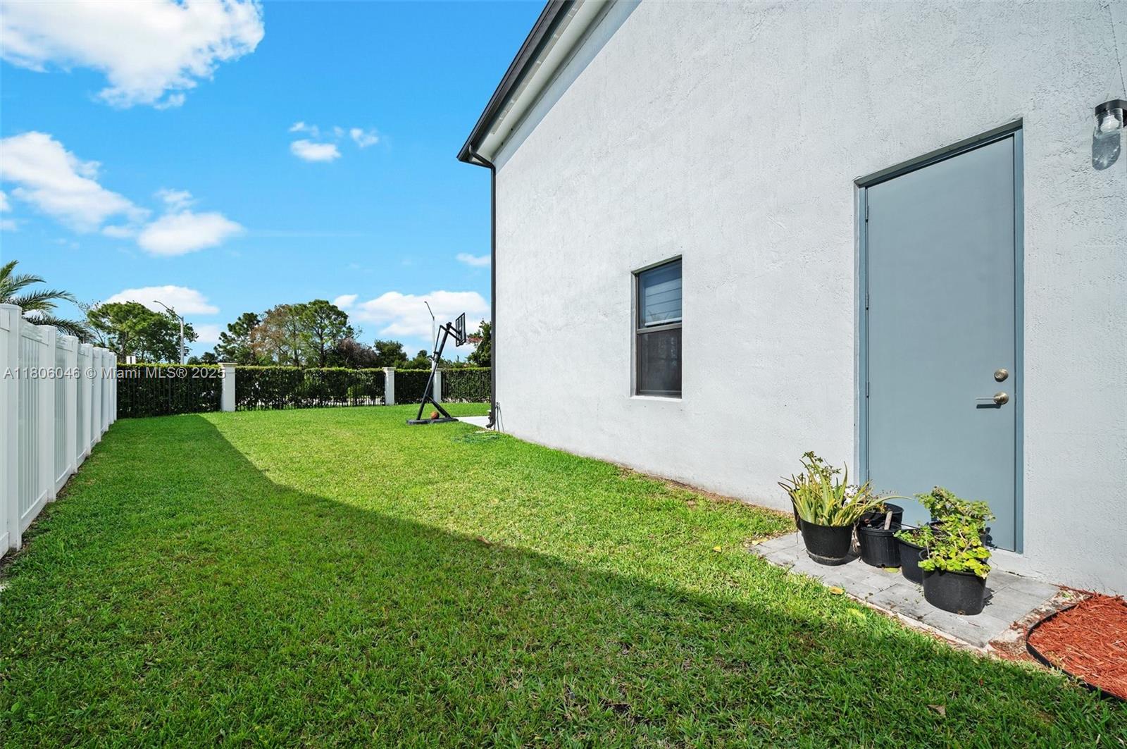 TUSCAN ISLES - Residential Lease