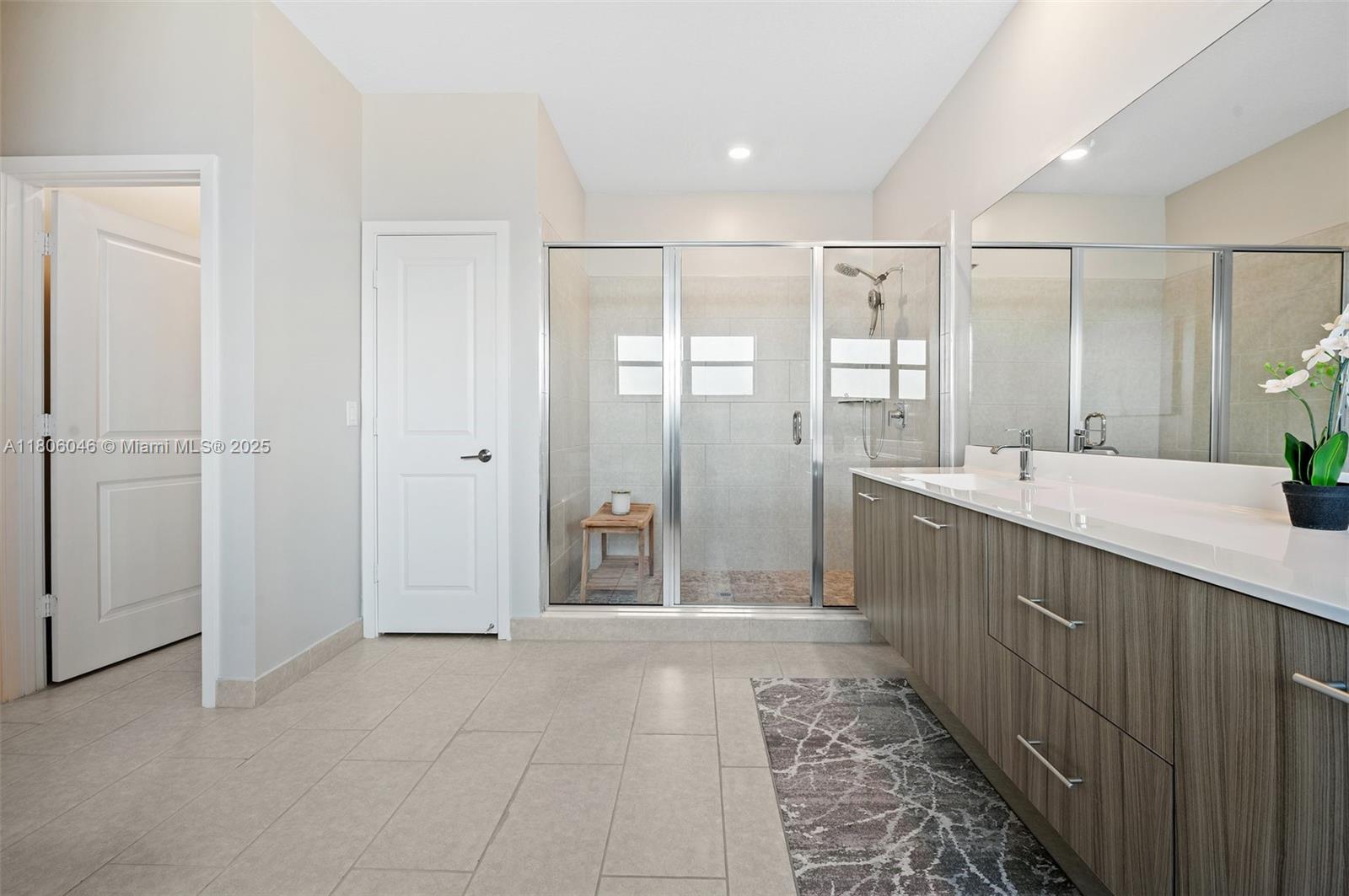 TUSCAN ISLES - Residential Lease