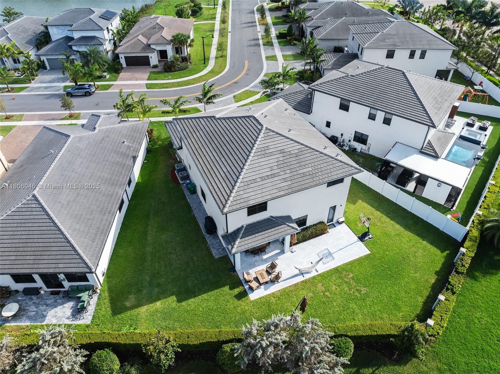 TUSCAN ISLES - Residential Lease