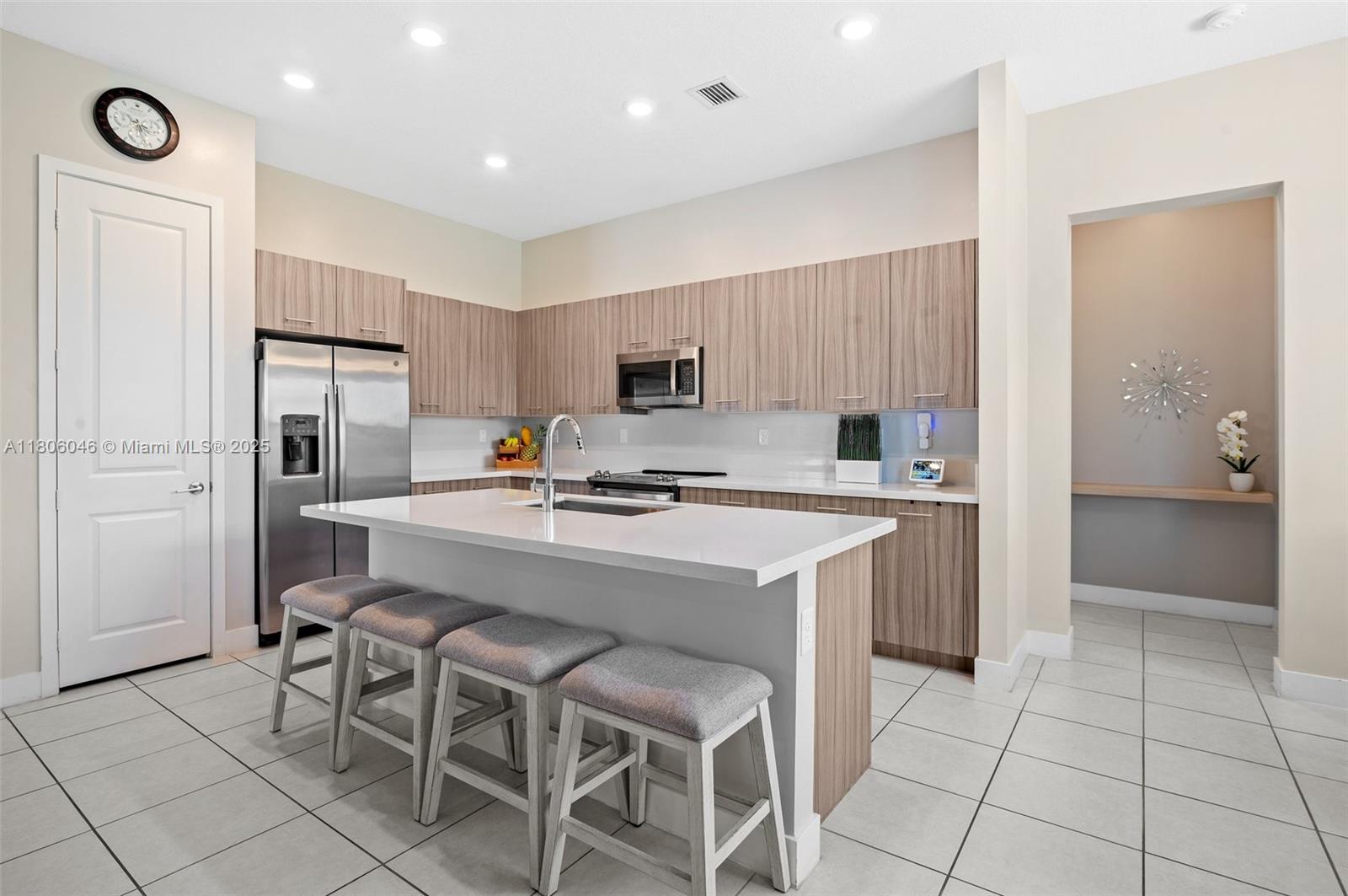 TUSCAN ISLES - Residential Lease