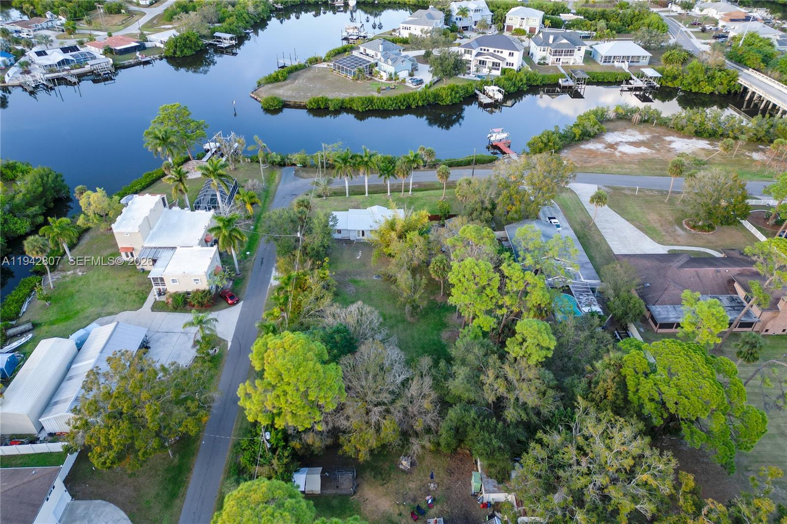 RUSKIN CITY MAP OF 1V5 - Residential