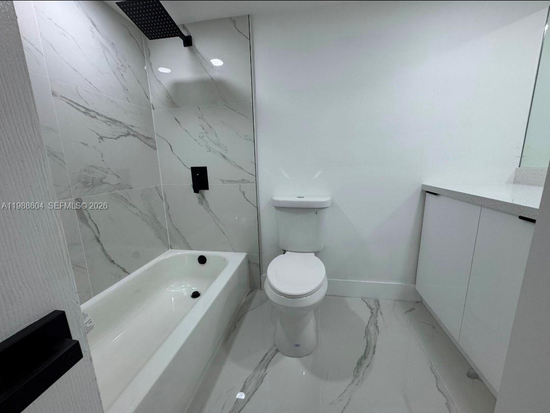 MANGO HILL #11 CONDO - Residential Lease