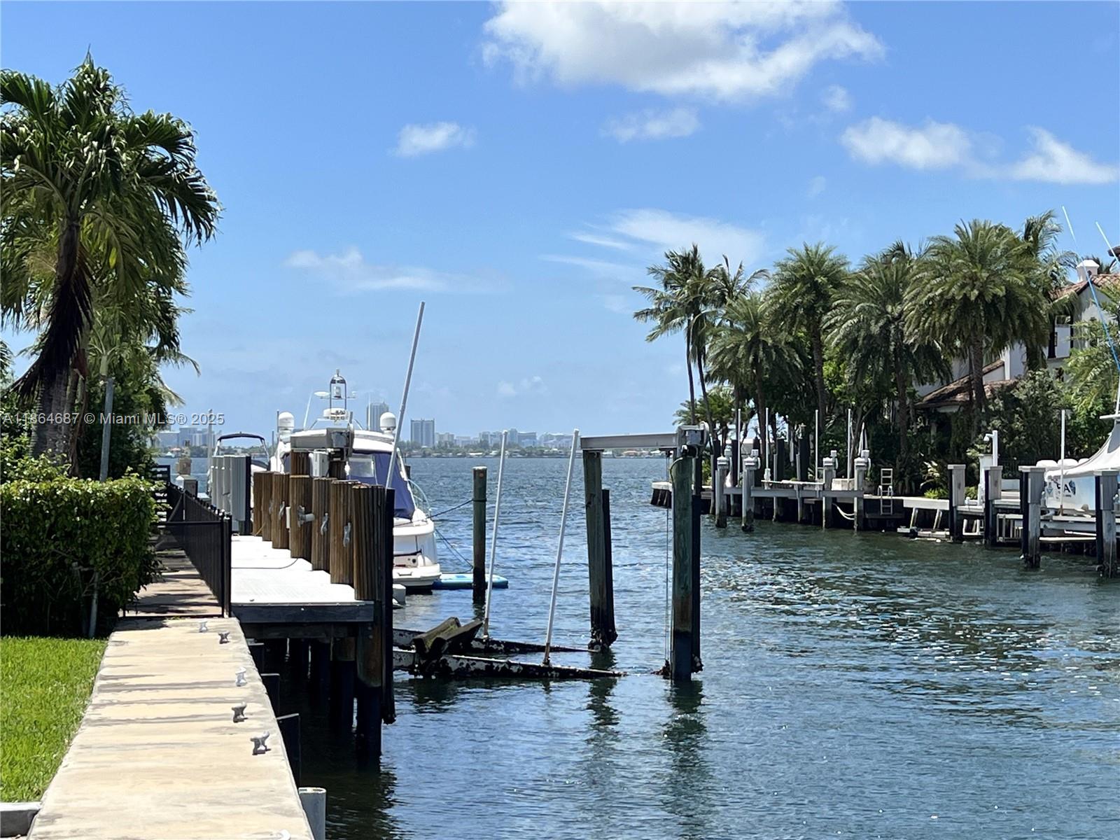 SAN SOUCI ESTATES - Residential Lease