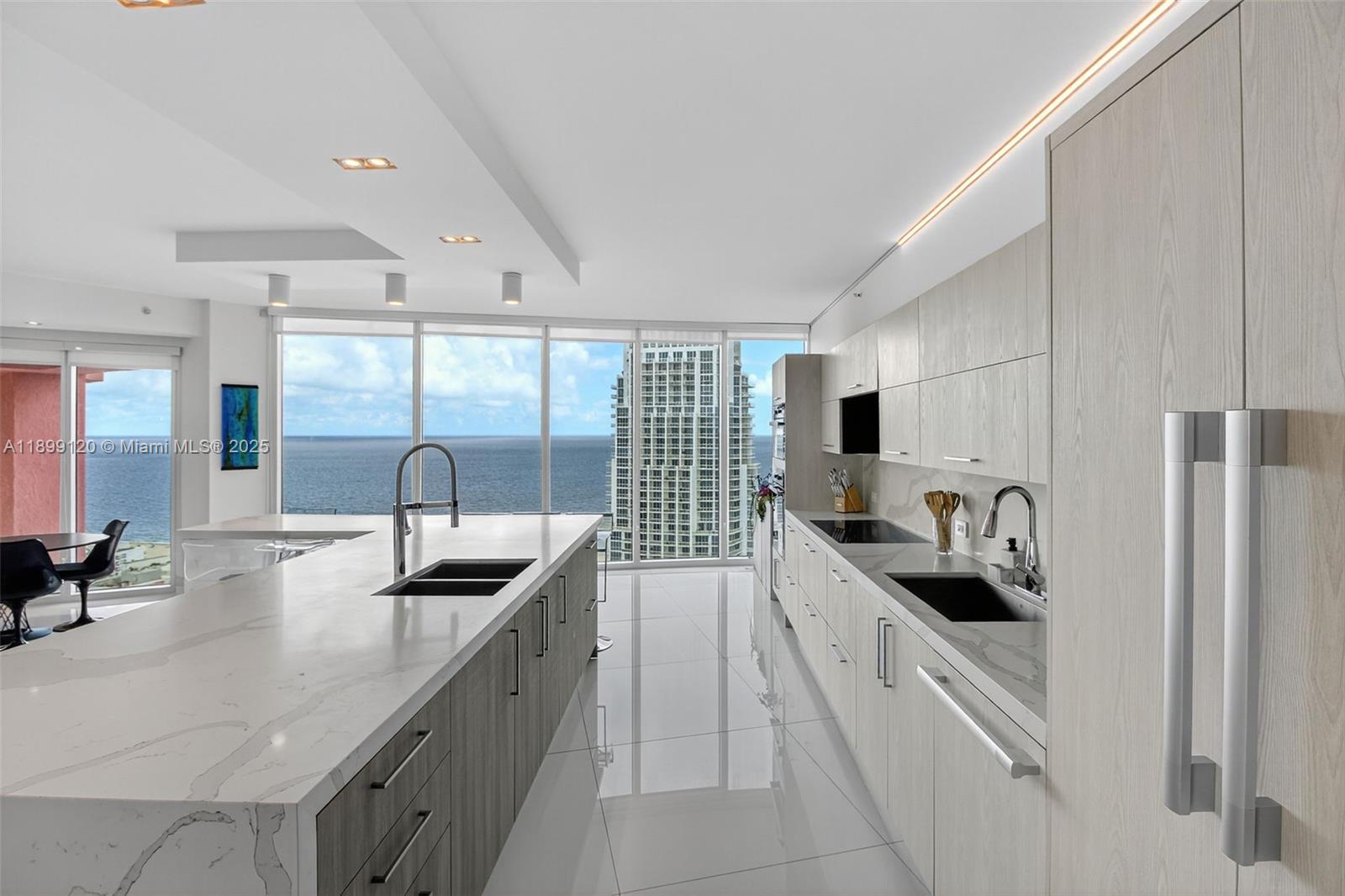 PORTOFINO TOWER CONDO - Residential