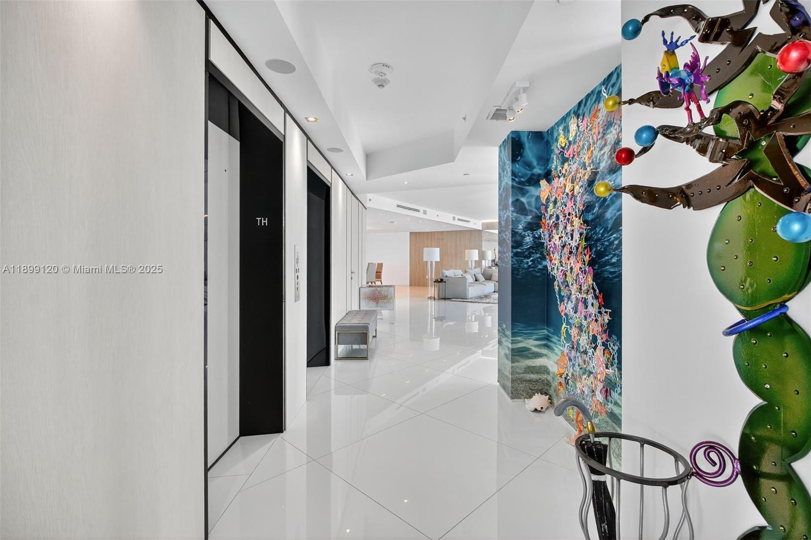 300 S Pointe Dr 3105