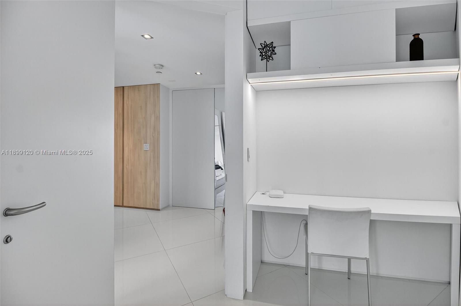 PORTOFINO TOWER CONDO - Residential