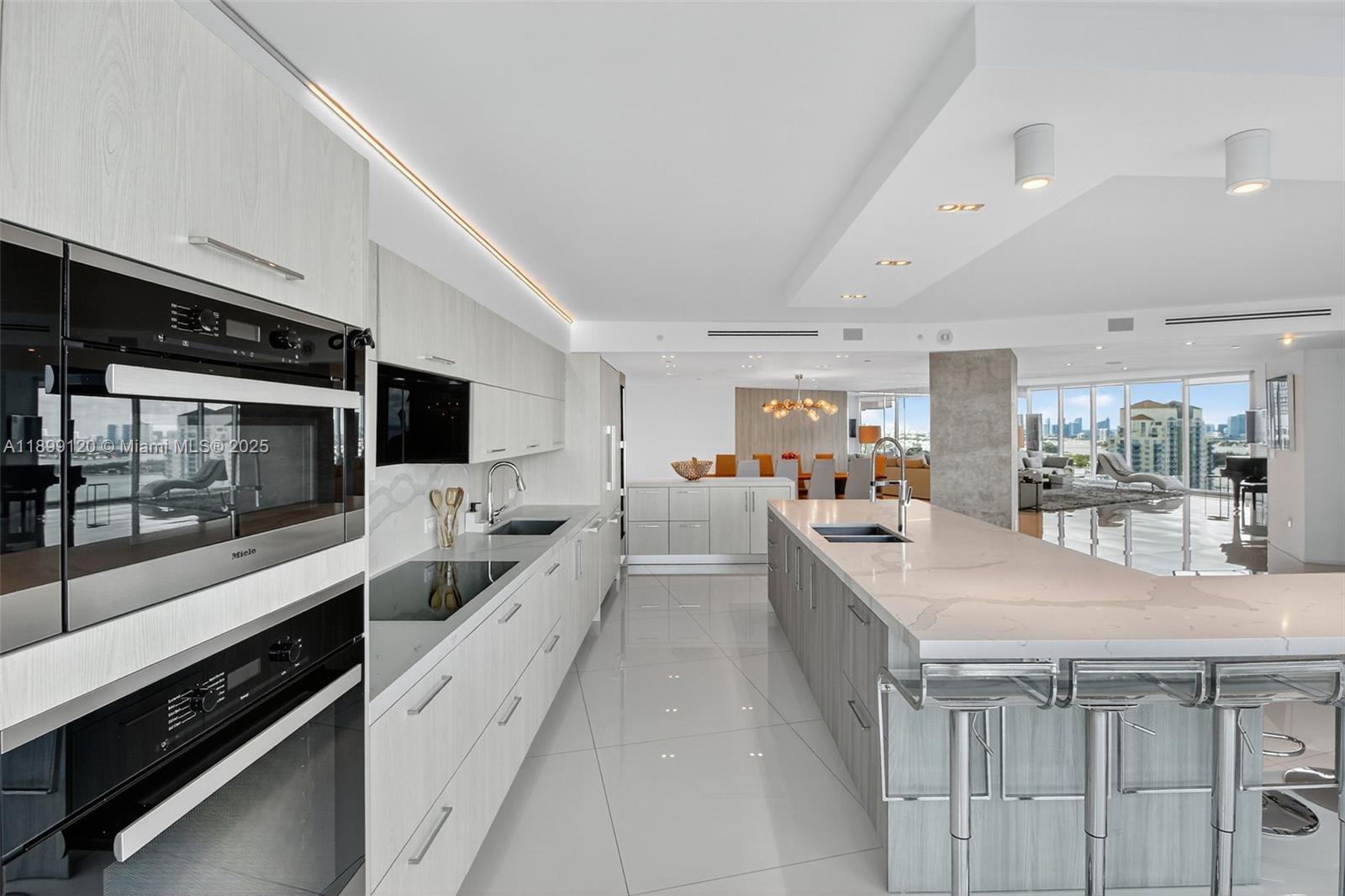 PORTOFINO TOWER CONDO - Residential
