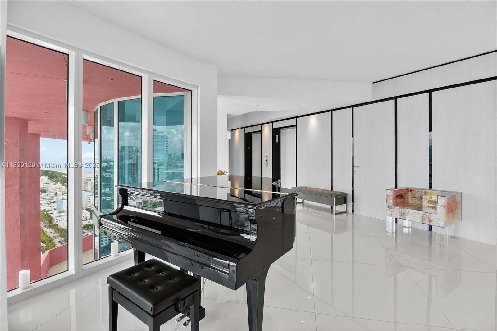 300 S Pointe Dr 3105