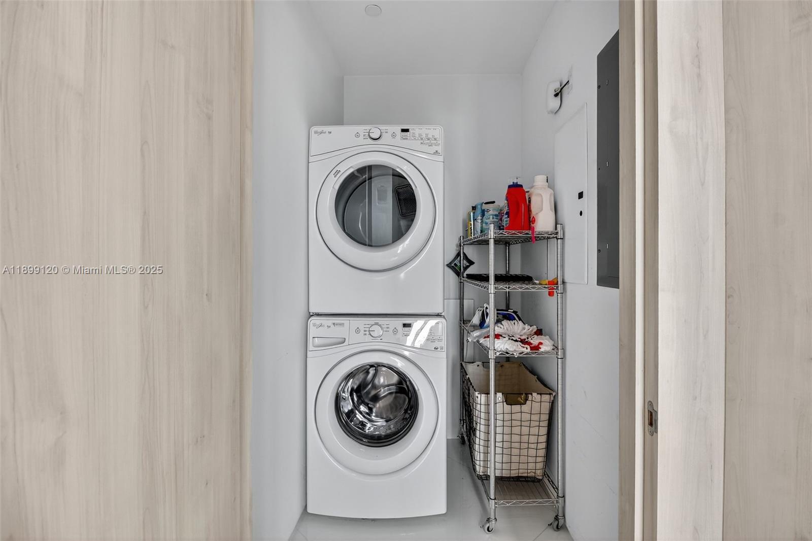 PORTOFINO TOWER CONDO - Residential