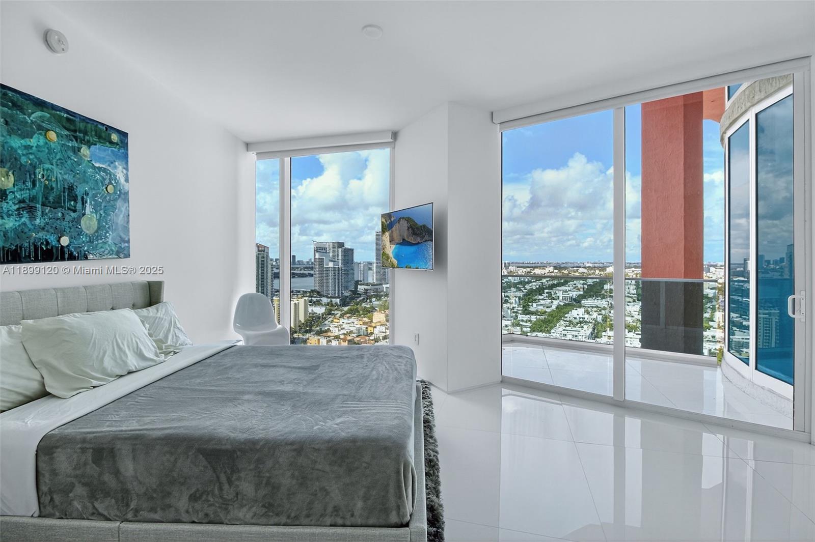 PORTOFINO TOWER CONDO - Residential