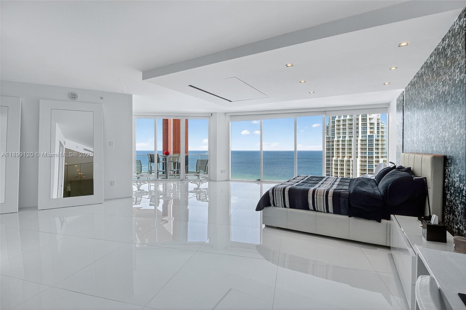PORTOFINO TOWER CONDO - Residential