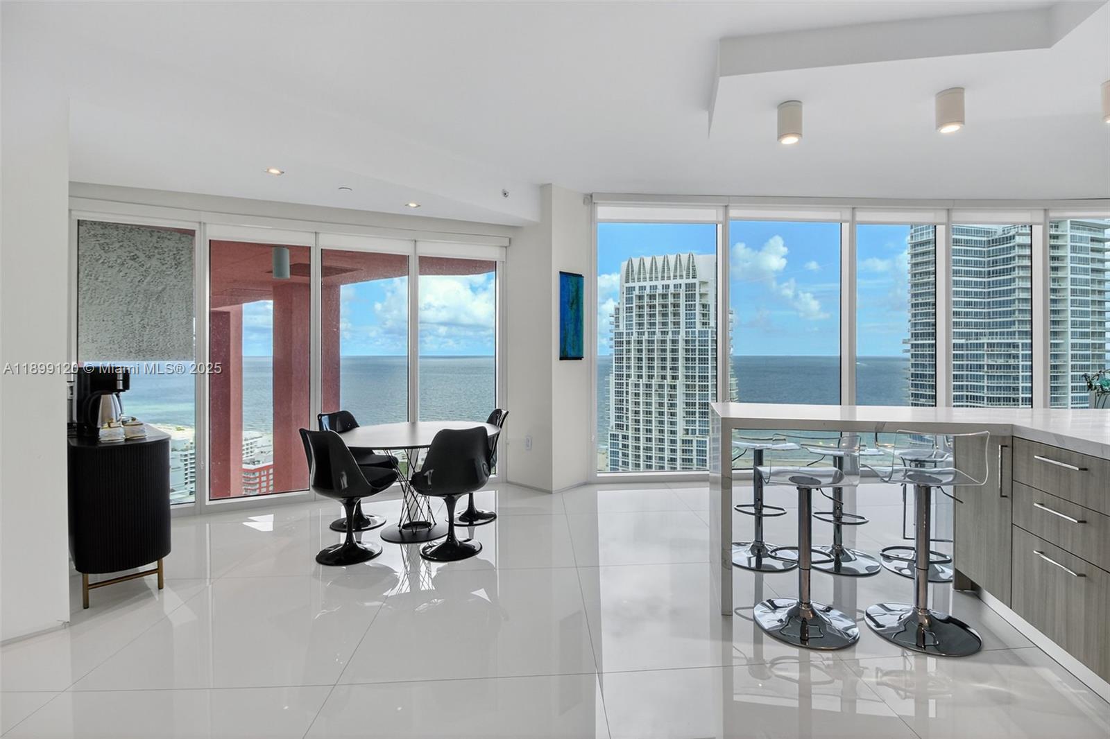 PORTOFINO TOWER CONDO - Residential