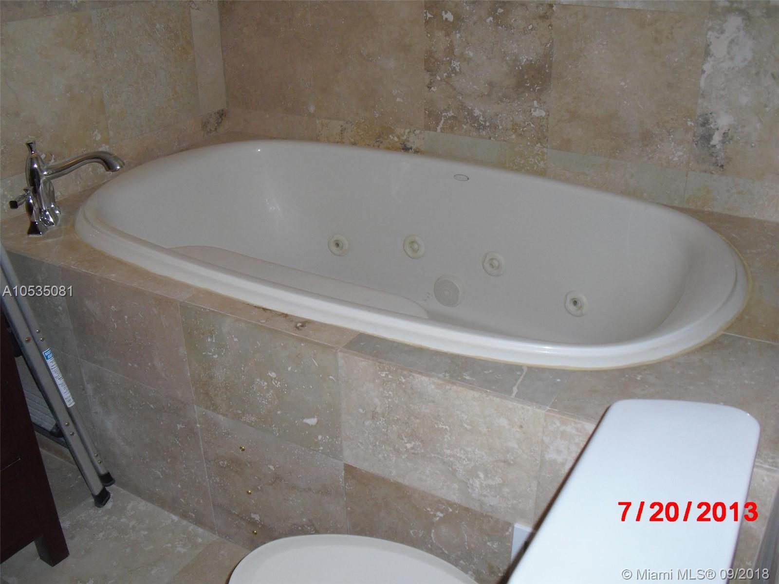 CRESTHAVEN 3 - Residential Lease