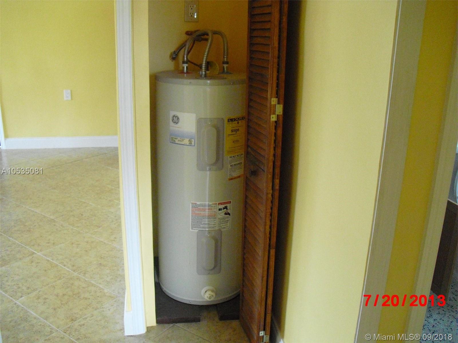 CRESTHAVEN 3 - Residential Lease