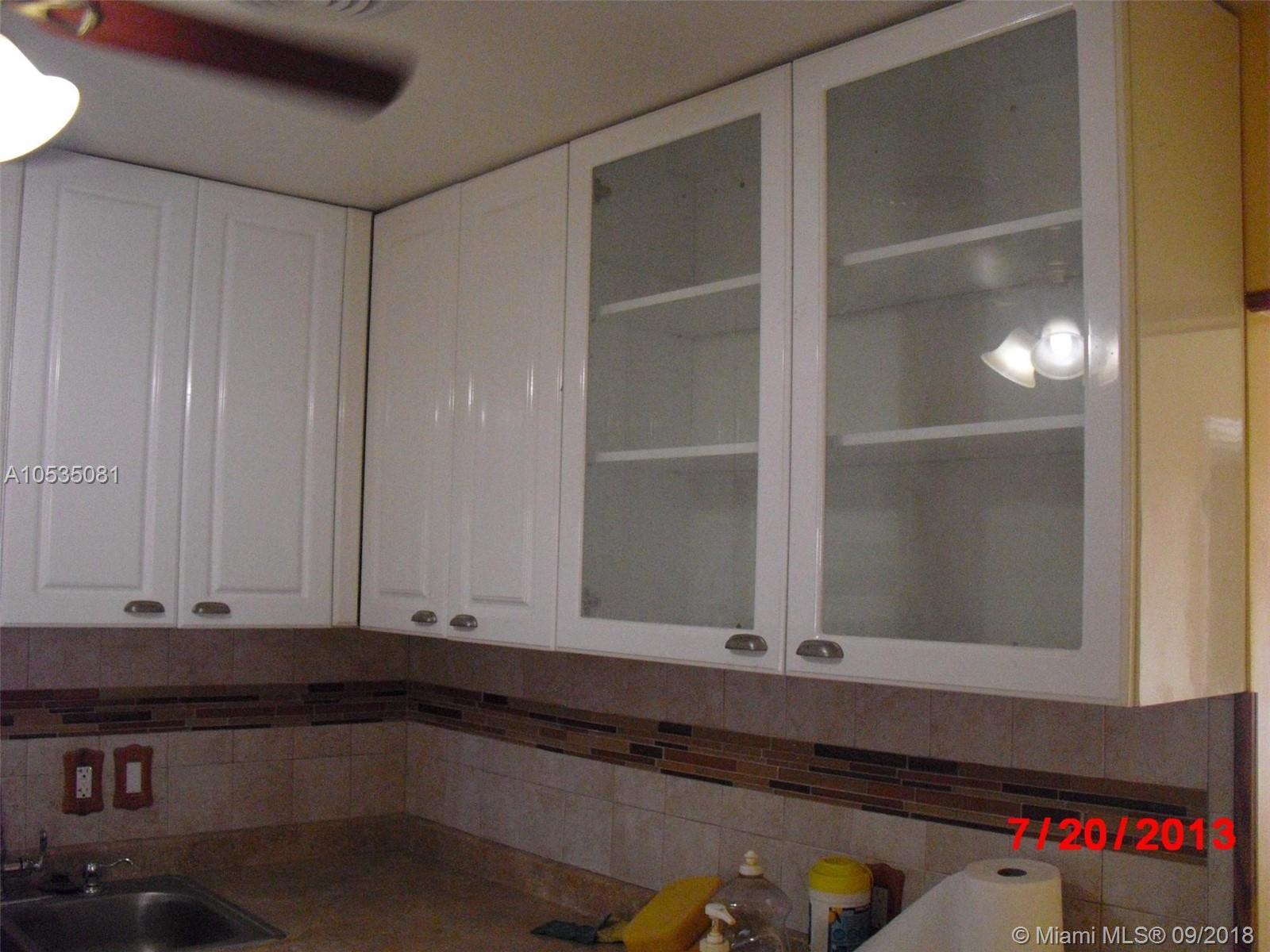 CRESTHAVEN 3 - Residential Lease