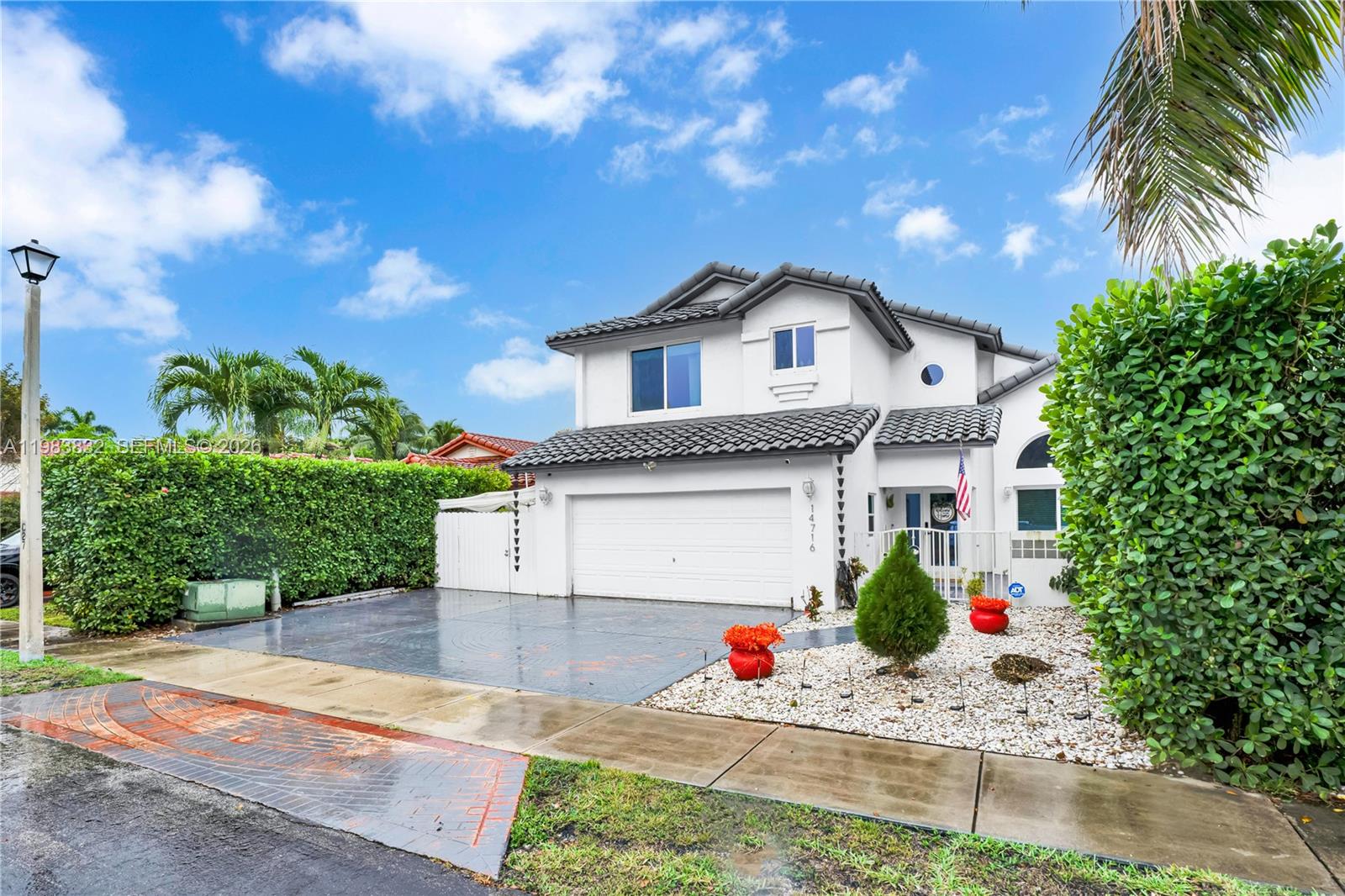 SUNFISH AT THE HAMMOCKS - Residential